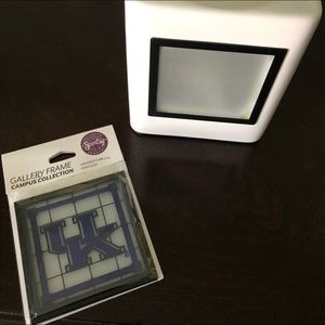 UK Wildcats Sleek white Scentsy Warmer